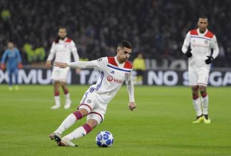 赛场和国内 赛场和国内